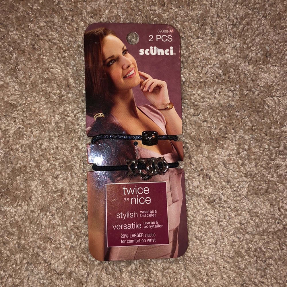 ponytail holder: stylish bracelet